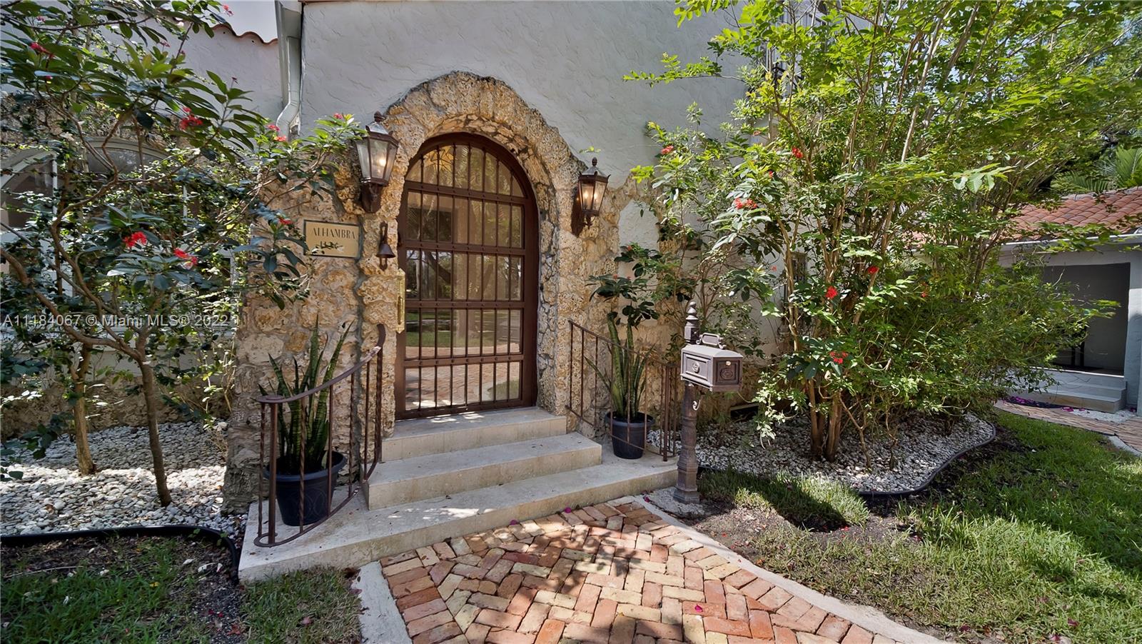 1136 Alhambra Circle Coral Gables FL 33134