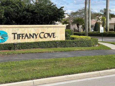 541 SW 176th Avenue Pembroke Pines FL 33029