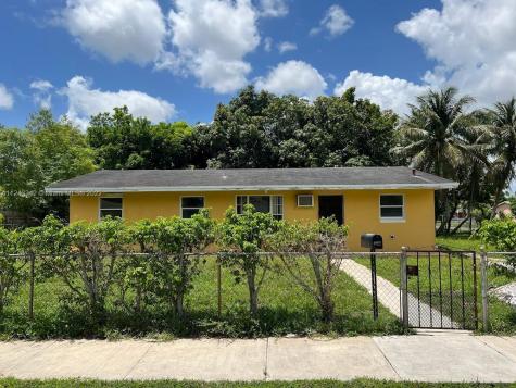 3354 NW 181st Street Miami Gardens FL 33056