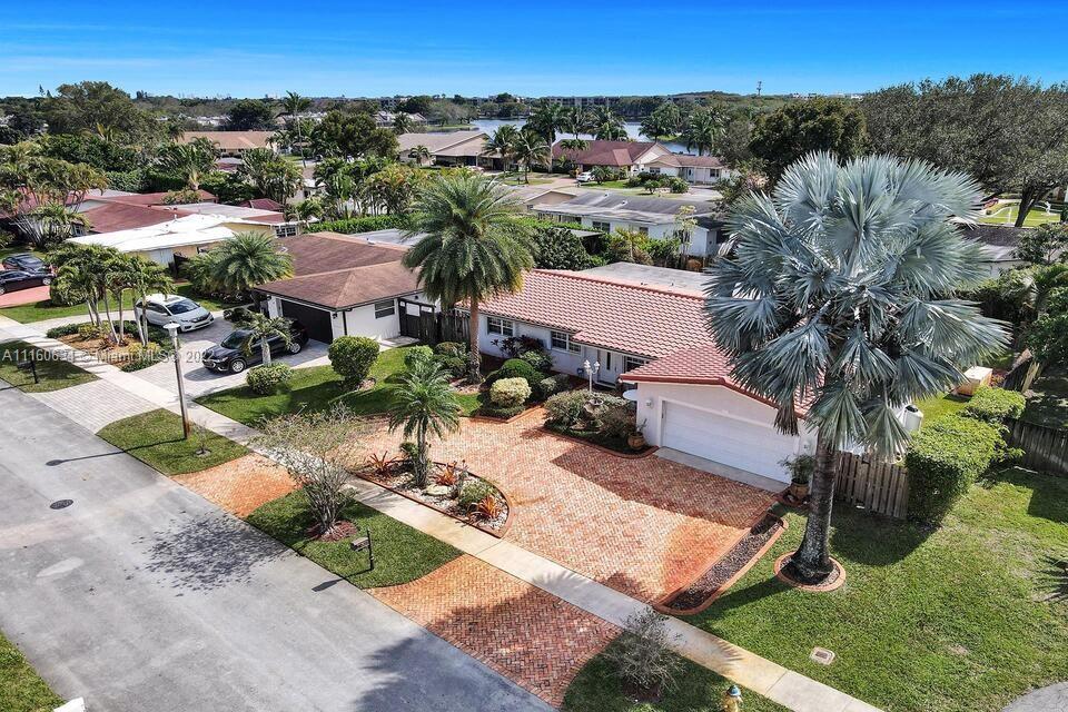 11800 NW 14th Street Pembroke Pines FL 33026