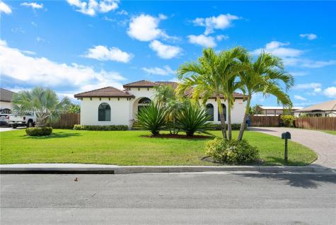 16780 SW 294th Street Homestead FL 33030