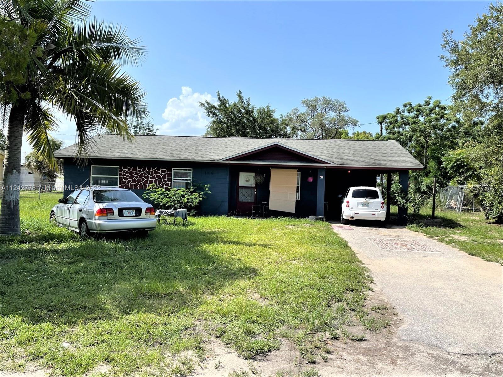 1104 Booker Avenue Sebring FL 33870