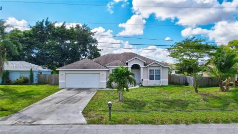 172 SW Covington Road Port St. Lucie FL 34953