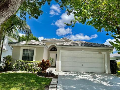 943 SW 176th Terrace Pembroke Pines FL 33029