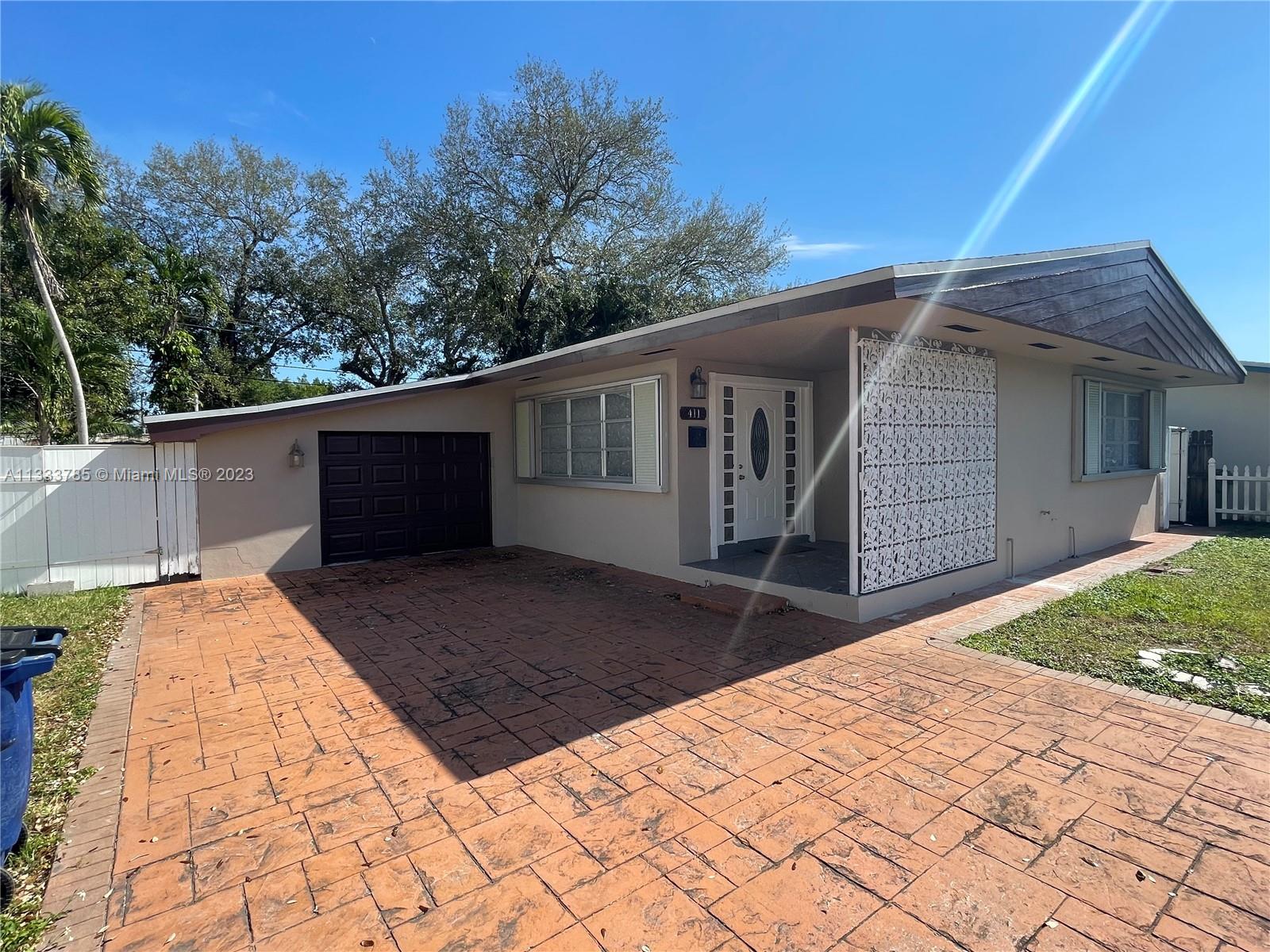 411 SW 11th Avenue Hallandale Beach FL 33009