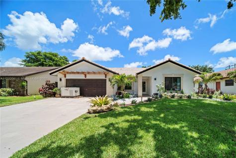 3923 NW 69th Terrace Coral Springs FL 33065
