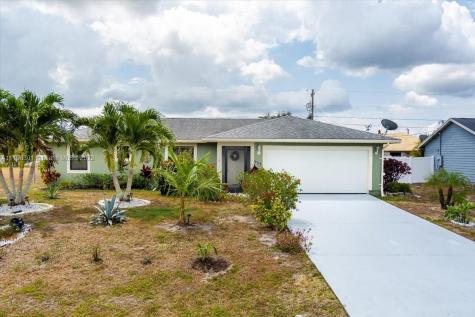 922 SW Jasper Avenue Port St. Lucie FL 34953