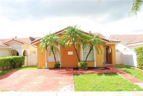 3192 W 74th Street Hialeah FL 33018