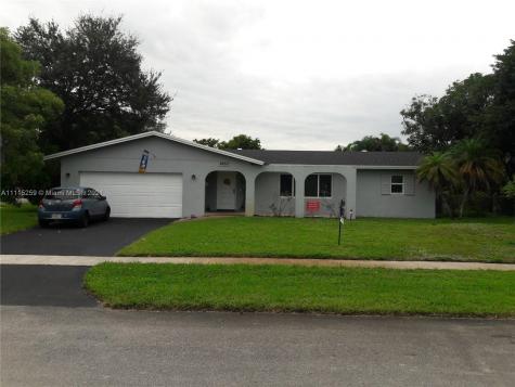 6950 SW 8th Street Plantation FL 33317