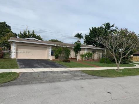 9401 SW 184th Terrace Cutler Bay FL 33157