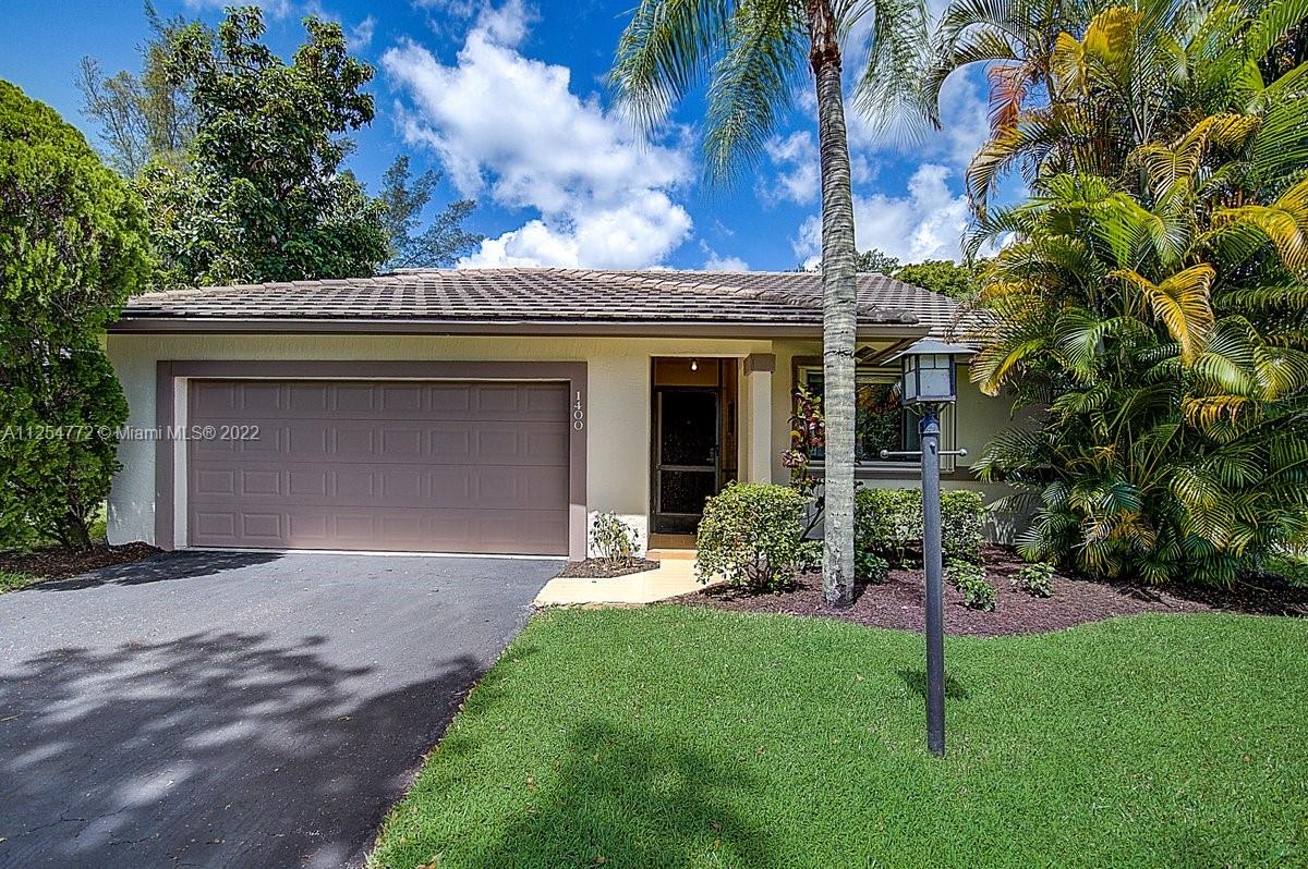 1400 Lakeview Circle Coral Springs FL 33071