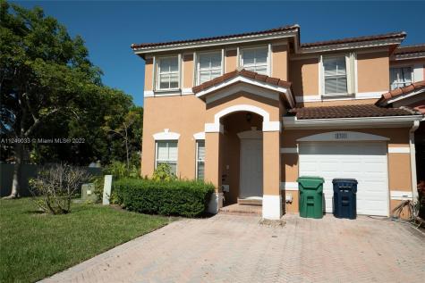 4705 SW 163rd Place Miami FL 33185