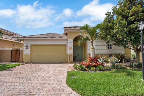5918 NW 123rd Avenue Coral Springs FL 33076