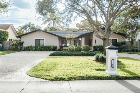 9740 W Calusa Club Drive Miami FL 33186