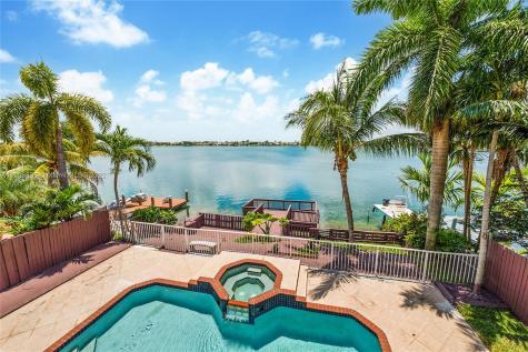 13460 SW 136th Terrace Miami FL 33186