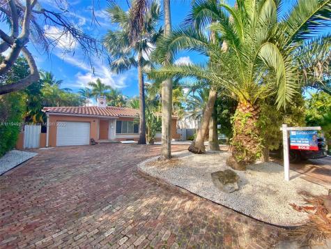 839 NE 73rd Street Miami FL 33138