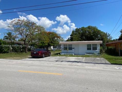 125 SE 5th Street Hallandale Beach FL 33009