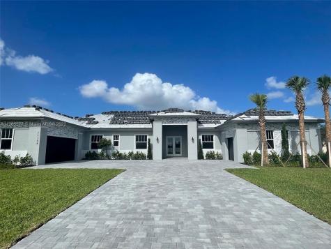 11155 N Sierra Ranch Drive Davie FL 33324
