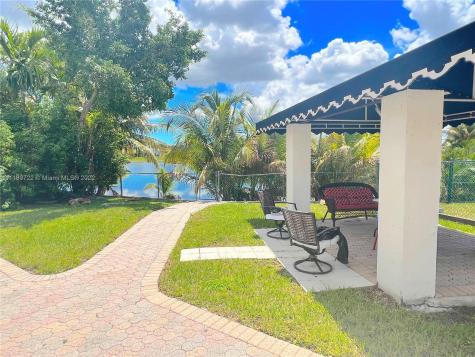 16142 SW 73rd Street Miami FL 33193