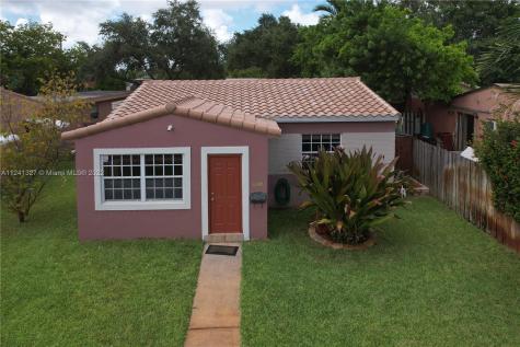 2531 Liberty Street Hollywood FL 33020