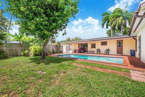 9100 SW 188th Terrace Cutler Bay FL 33157