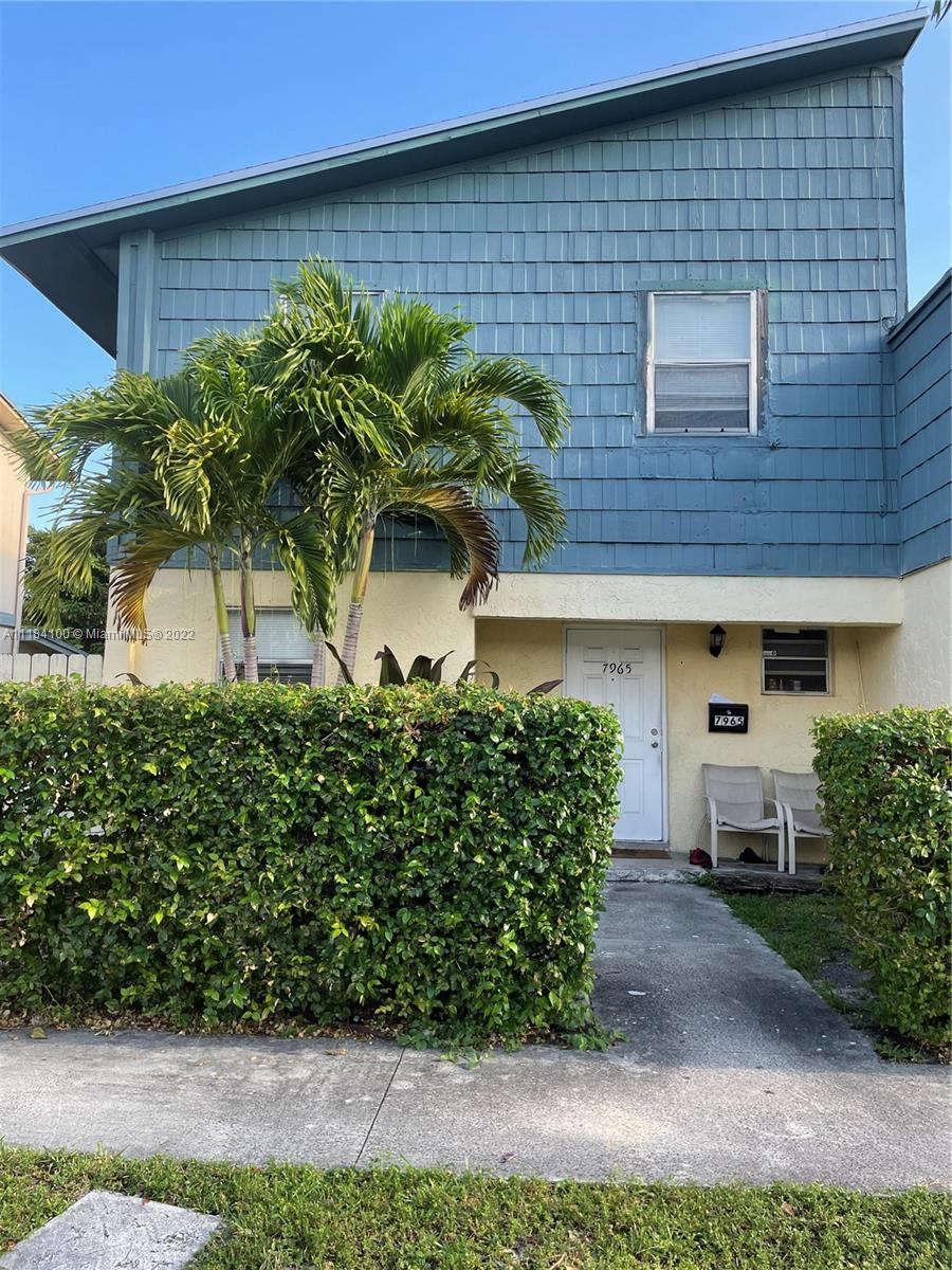 7965 SW 7th Court North Lauderdale FL 33068
