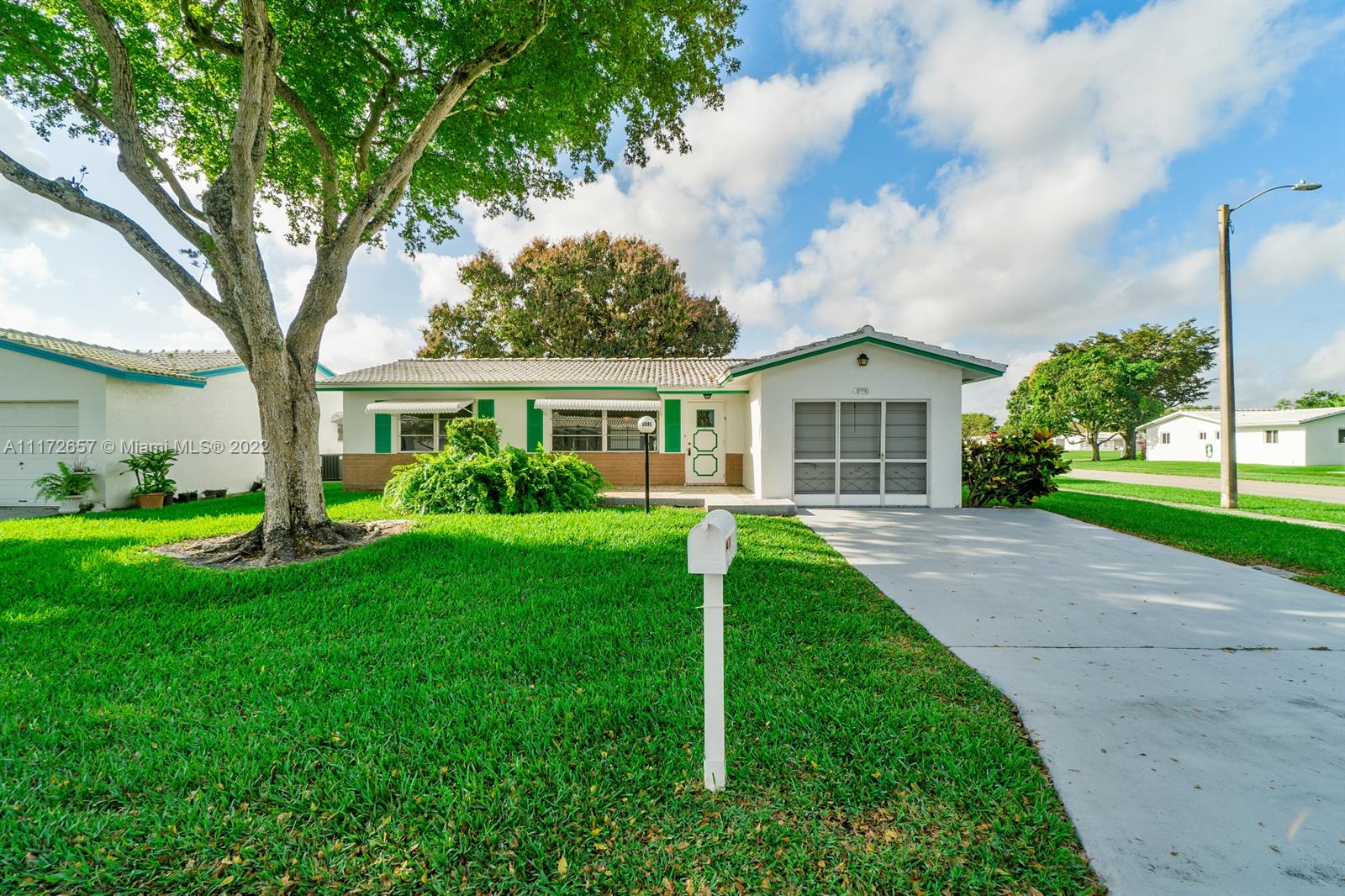 8990 NW 12th Place Plantation FL 33322