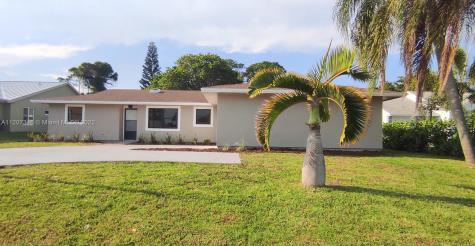 965 SE Bayfront Avenue Port St. Lucie FL 34983