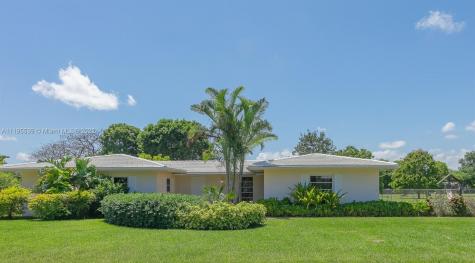 17200 SW 83rd Court Palmetto Bay FL 33157