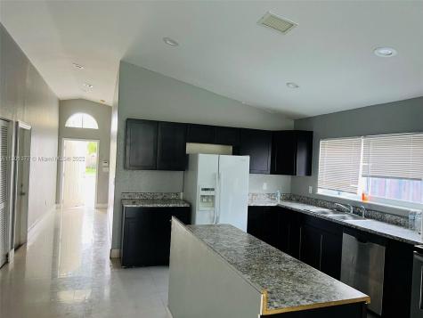 1877 SE 13th Street Homestead FL 33035
