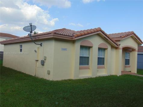 11277 SW 246th Street Homestead FL 33032