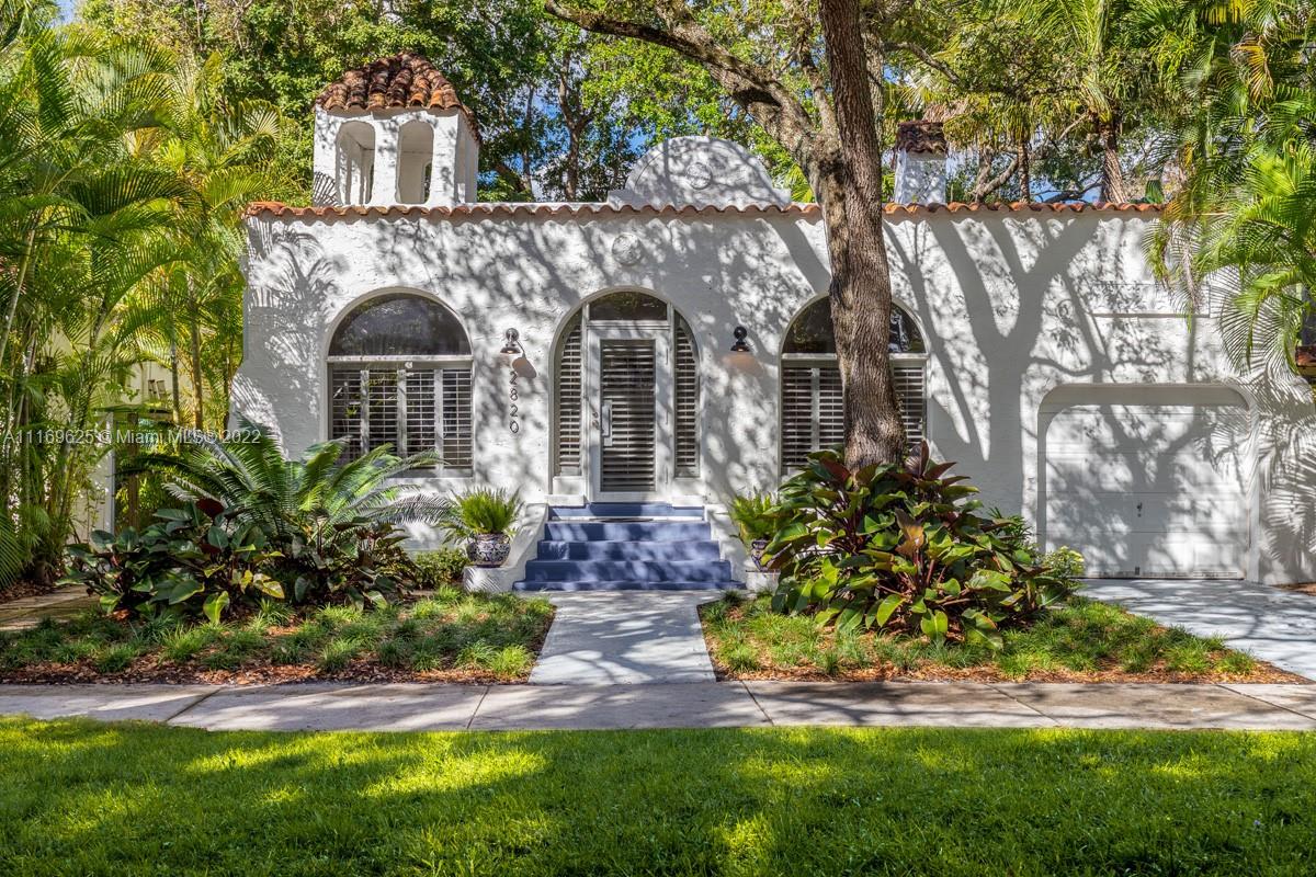 2820 Crystal Court Miami FL 33133