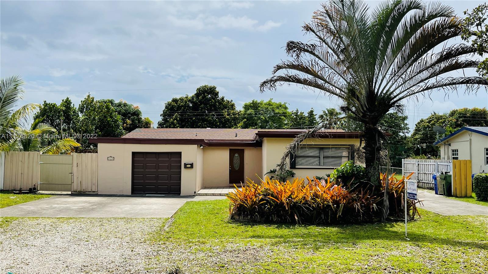 7130 SW 9th Street Pembroke Pines FL 33023