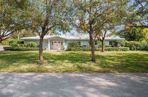 11425 SW 102nd Court Miami FL 33176