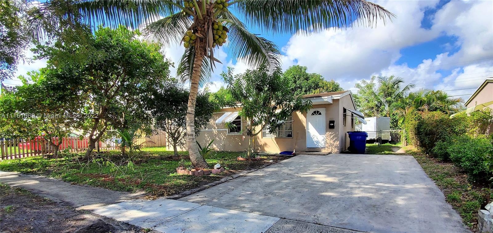 720 N 68th Terrace Hollywood FL 33024