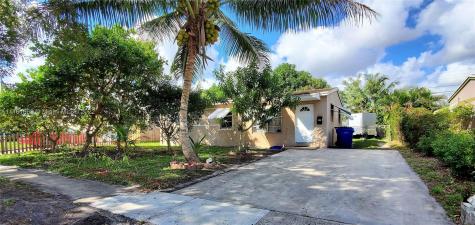 720 N 68th Terrace Hollywood FL 33024