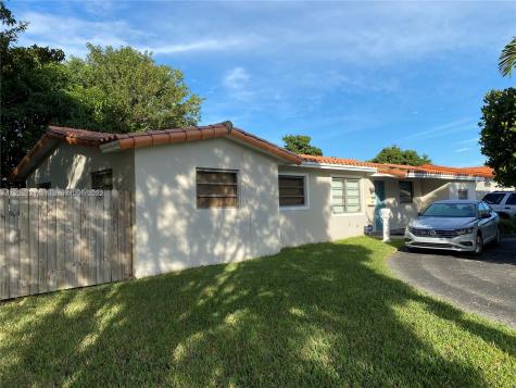 3044 SW 92nd Court Miami FL 33165