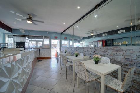 6752 W Flagler Street Miami FL 33144