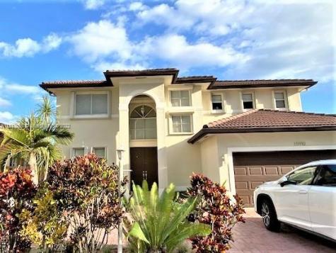 15910 SW 69th Lane Miami FL 33193