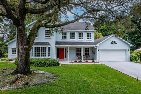 4491 SW 102nd Avenue Davie FL 33328