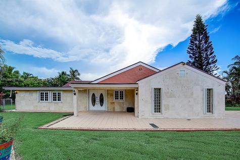 15540 SW 156th Avenue Miami FL 33187