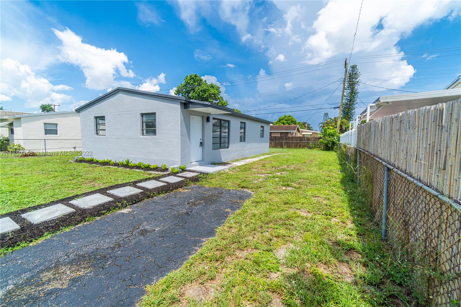1541 N 71st Terrace Hollywood FL 33024