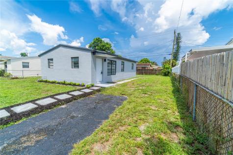 1541 N 71st Terrace Hollywood FL 33024