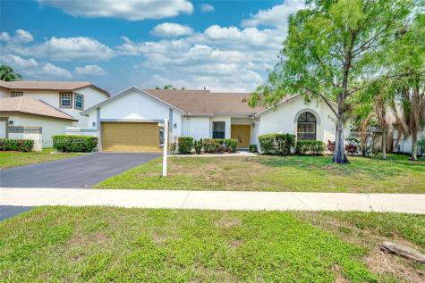 7265 NW 54th Court Lauderhill FL 33319