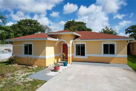 212 NW 9th Street Hallandale Beach FL 33009