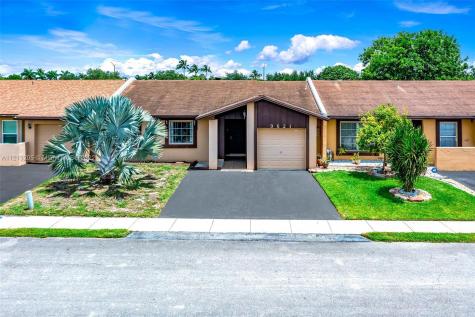 9621 W Fern Lane Miramar FL 33025
