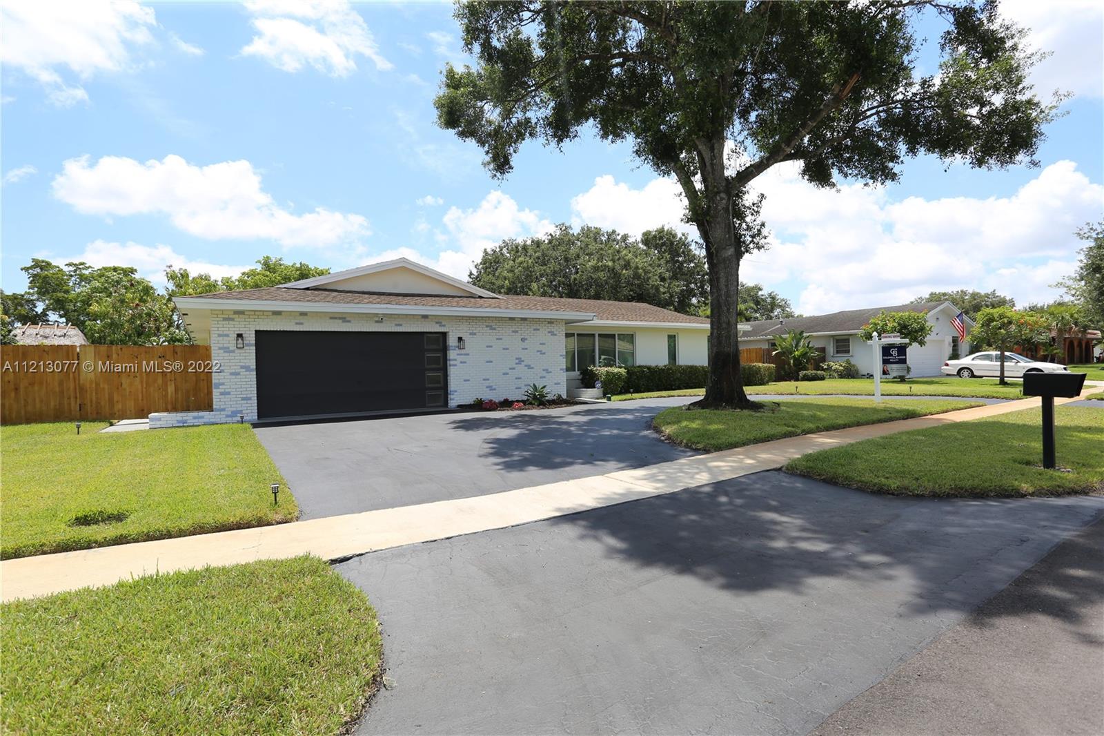 1350 SW 67th Avenue Plantation FL 33317