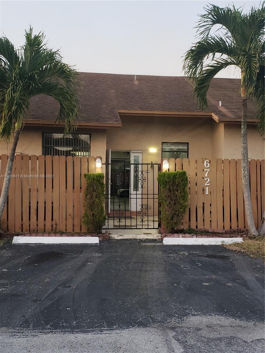 6721 NW 193rd Lane Hialeah FL 33015