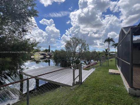6905 SW 139th Place Miami FL 33183