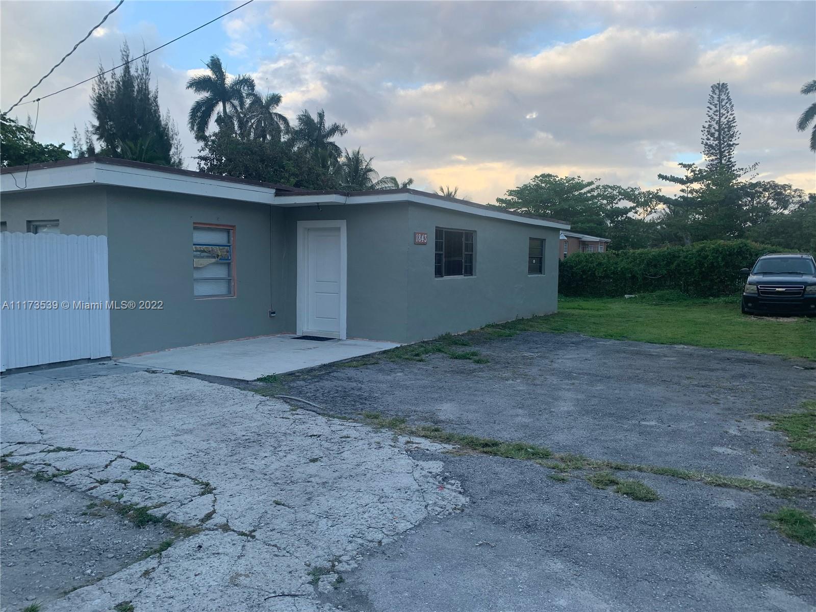 1843 NW 107th Street Miami FL 33167